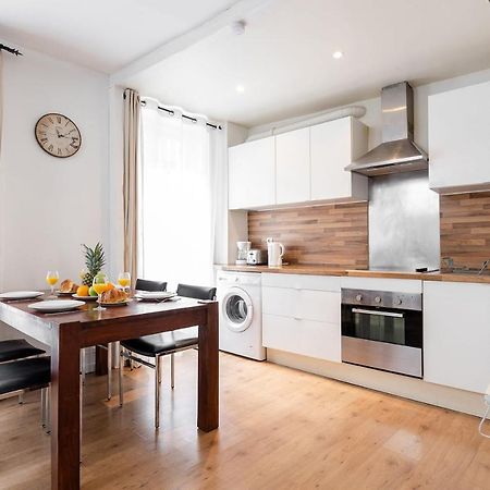 Rue Cler - Eiffel Tower City Apartment パリ エクステリア 写真